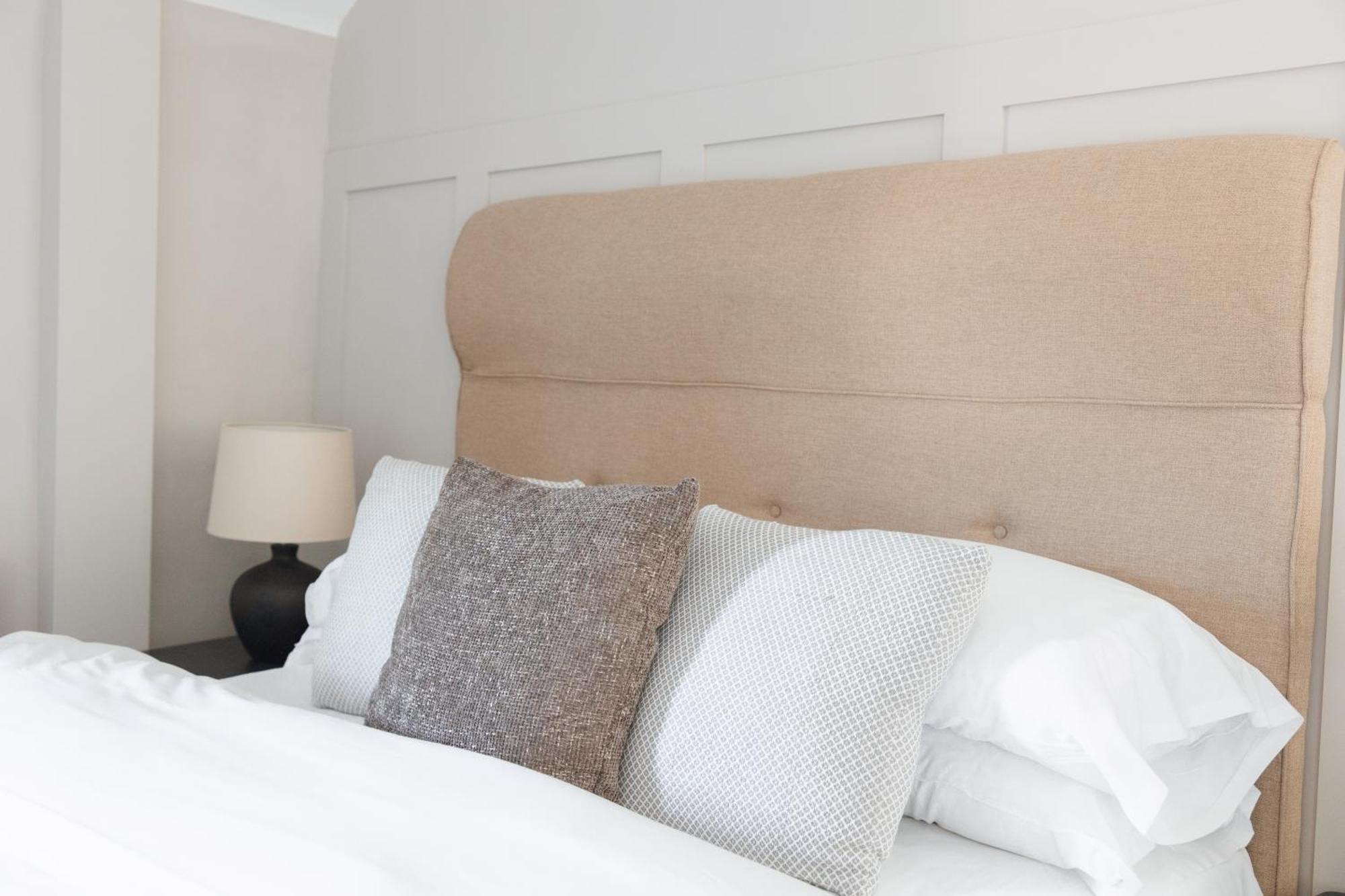 The Raven Hotel At Much Wenlock By Purestay Exteriör bild