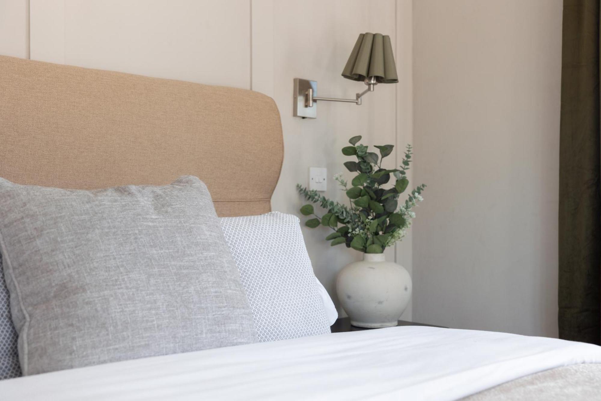 The Raven Hotel At Much Wenlock By Purestay Exteriör bild